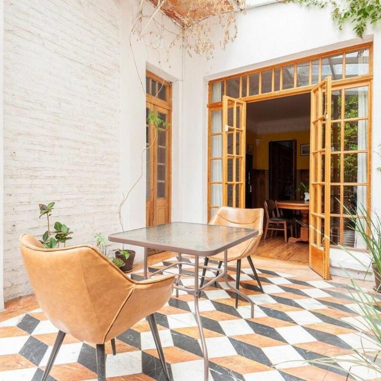 2BR APT w/ terrace and very good location - Two-Bedroom Apartment - 31