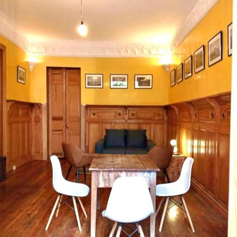 2BR APT w/ terrace and very good location - Two-Bedroom Apartment - 48