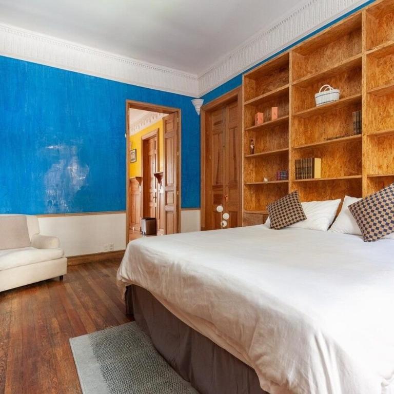 2BR APT w/ terrace and very good location - Two-Bedroom Apartment - 52