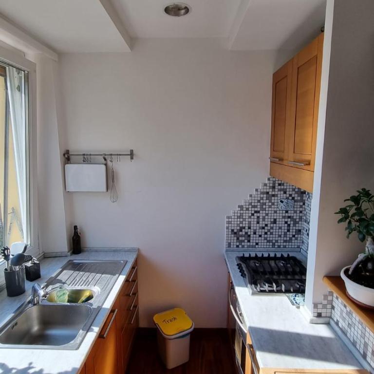 Quarto Piano - intero alloggio a Roma - Appartamento con 2 Camere da Letto - 38