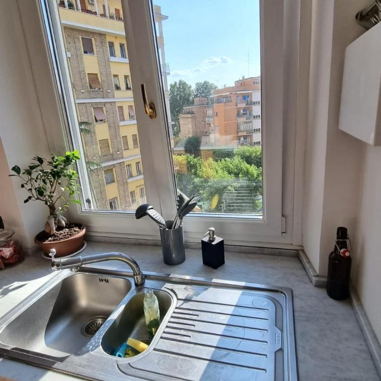 Quarto Piano - intero alloggio a Roma - Appartamento con 2 Camere da Letto - 39