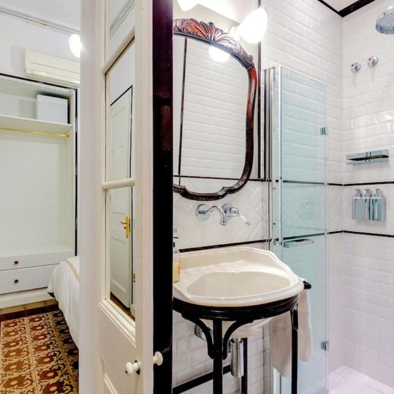 Large patio 4 bedrooms 4 bathrooms of which 3 en-suite - Apartamento - 22