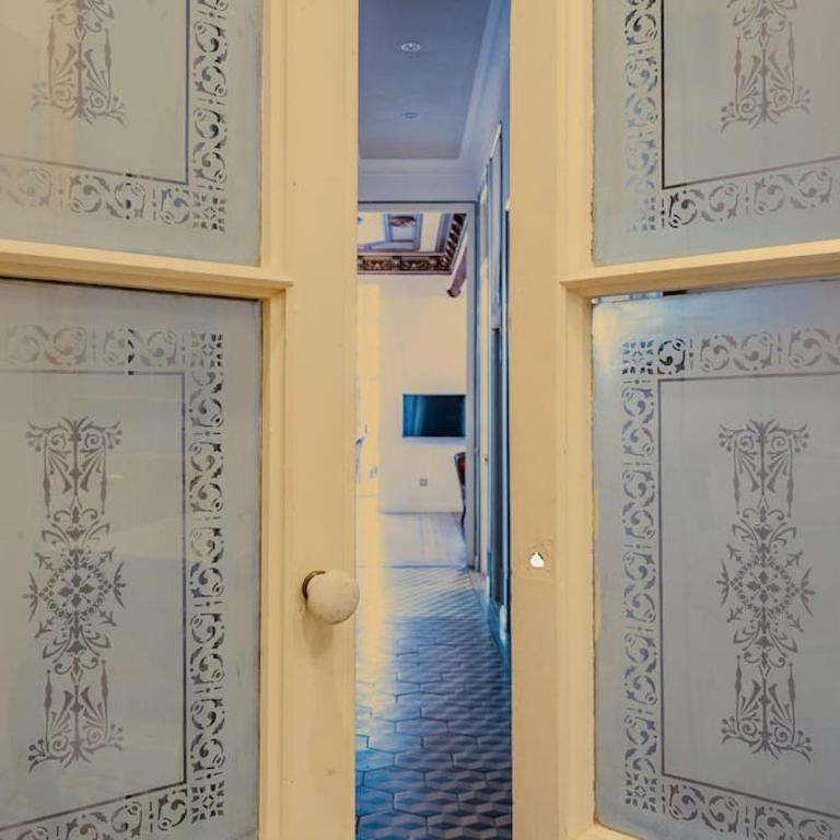 Large patio 4 bedrooms 4 bathrooms of which 3 en-suite - Apartamento - 34