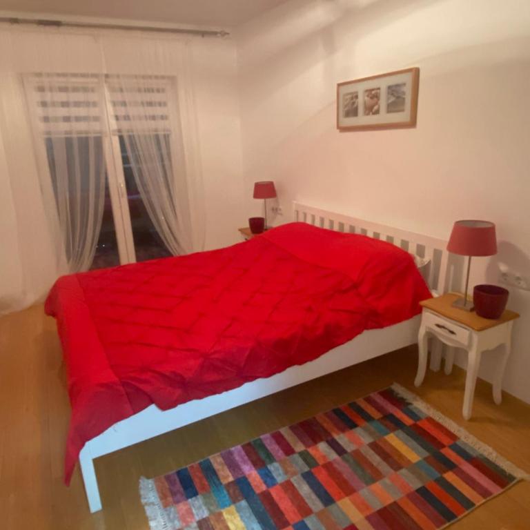 Moon Apartment Bihac - Three-Bedroom Apartment - 13