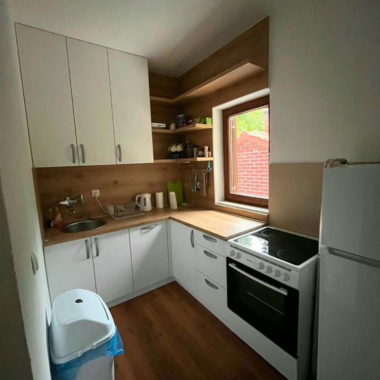 Holiday Home Harmony - Two-Bedroom House - 10