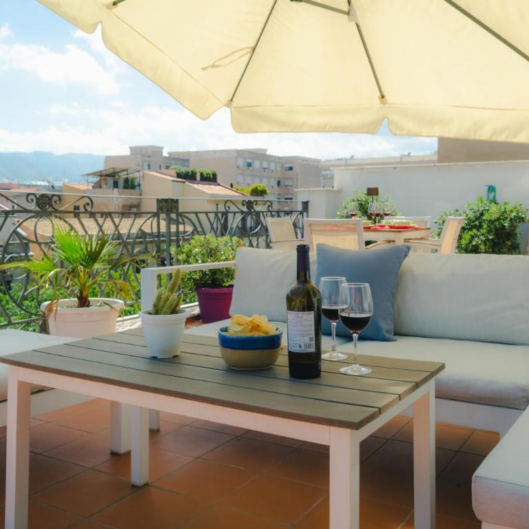 Central Apartment with terrace near teatro Massimo - One-Bedroom Apartment - 20