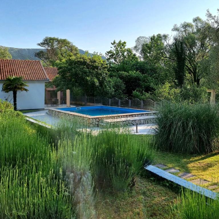 Holiday Home Harmony - Two-Bedroom House - 2