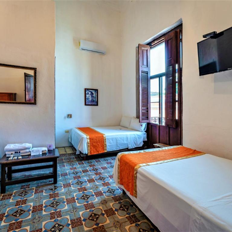 Hotel Gran Centenario - Habitación Triple - 4
