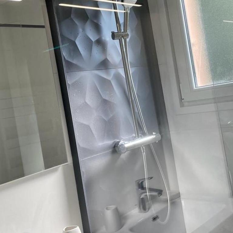 Appartement cozy avec terrasse, Wi-Fi et parking à Évian-les-Bains - One-Bedroom Apartment - 13