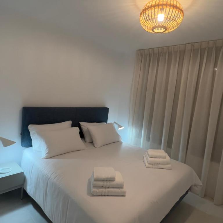 NEW SPACIOUS 4 BEDROOMS APARTMENT IN ESTEPONA 10 min walk to the BEACH - Apartamento - 15