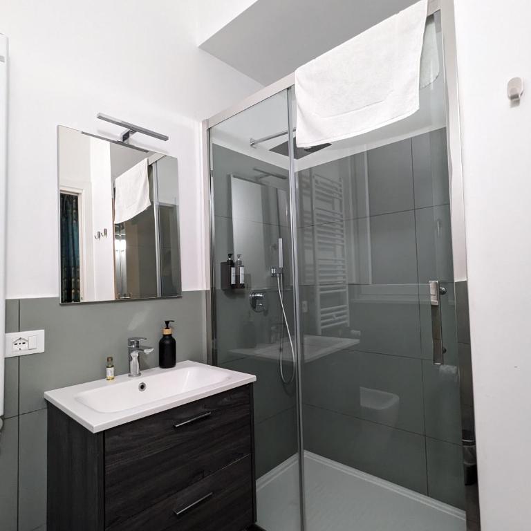 Zefiro Suites - Budget Double Room - 6