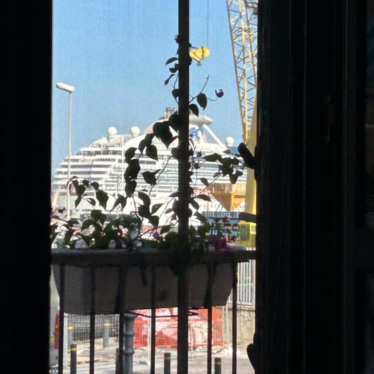 Sissi House Salerno - Appartamento con 2 Camere da Letto - 87