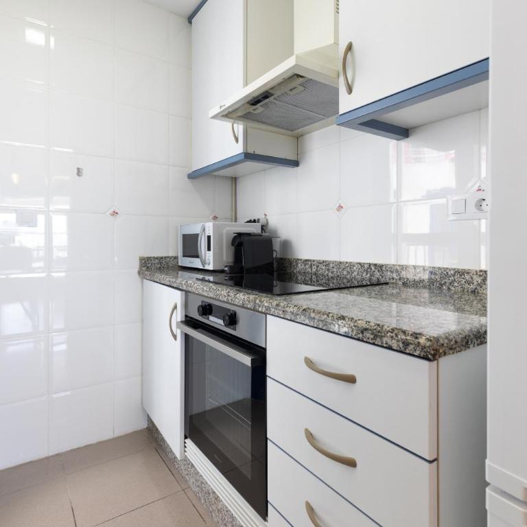 ApartUP Patacona Surfing Beach - Apartamento de 2 dormitorios - 12