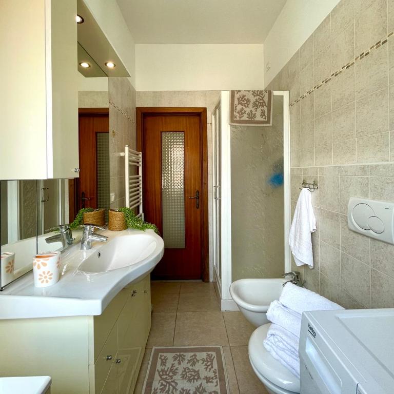 [50 metri dal Mare] Trilocale in Centro con A/C - Two-Bedroom Apartment - 13