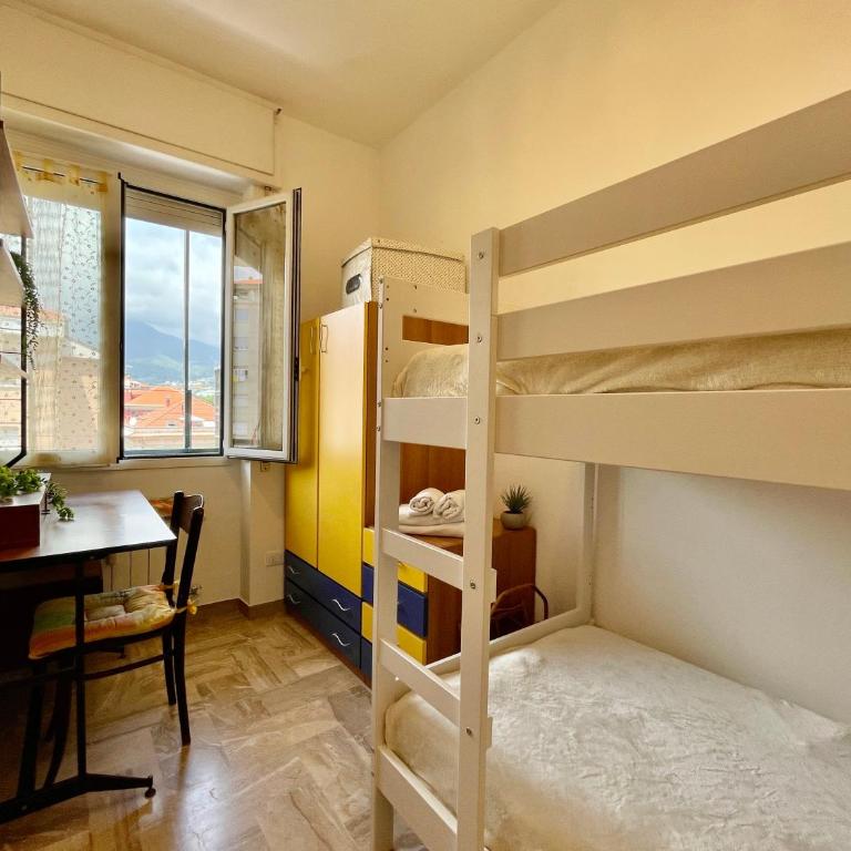 [50 metri dal Mare] Trilocale in Centro con A/C - Two-Bedroom Apartment - 4