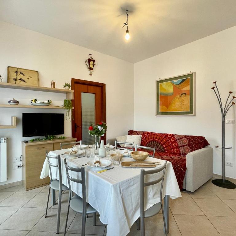 [50 metri dal Mare] Trilocale in Centro con A/C - Two-Bedroom Apartment - 12