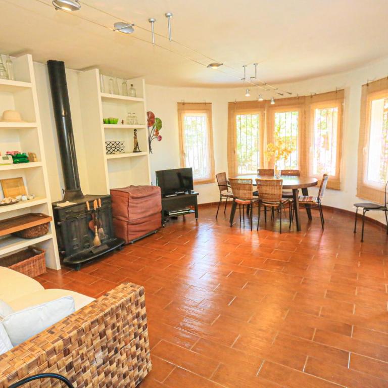 LITORAL COSTA DORADA - VILLA FALGUERA Only families - Villa con piscina privada - 8