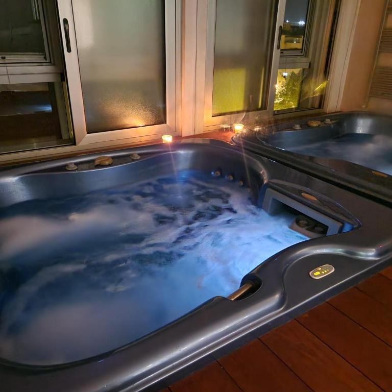 Jacuzzi Vaki Apartment - Apartman sa 1 Spavaćom Sobom - 1