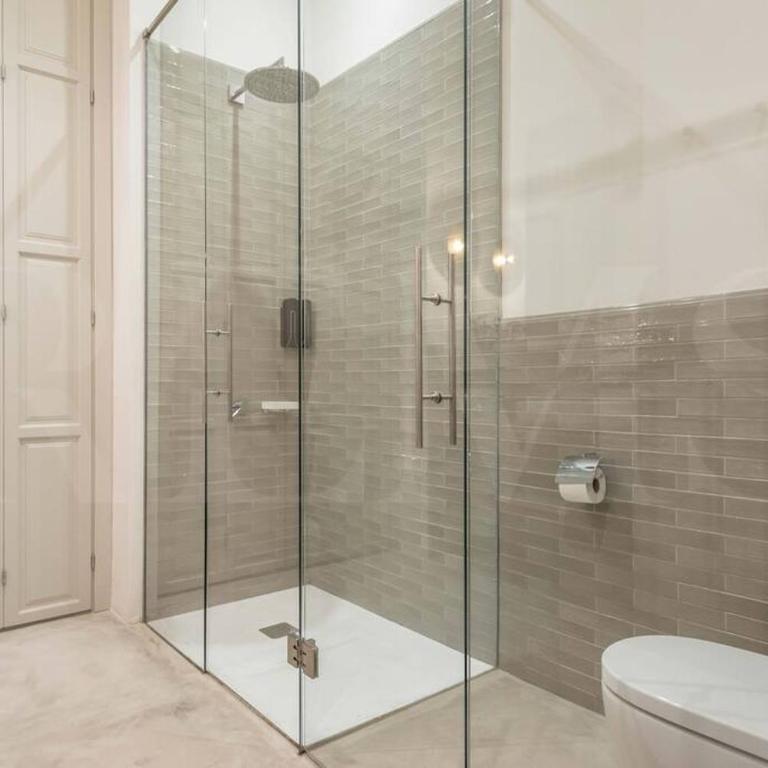 Contemporary loft in the historic city center by REMS - Apartamento de 2 dormitorios - 16