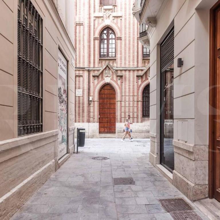 Contemporary loft in the historic city center by REMS - Apartamento de 2 dormitorios - 46