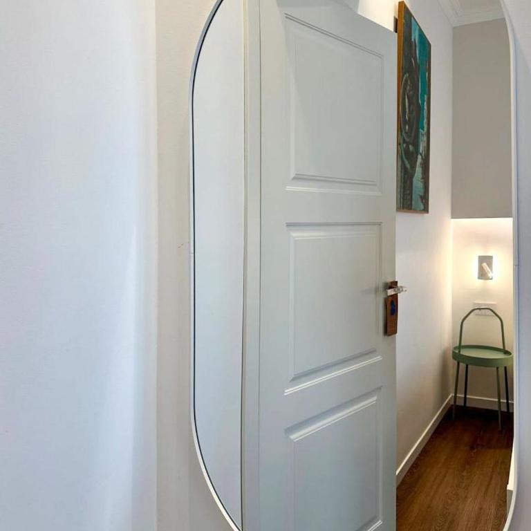 Iblu Rooms - King Room with Sea View - 17