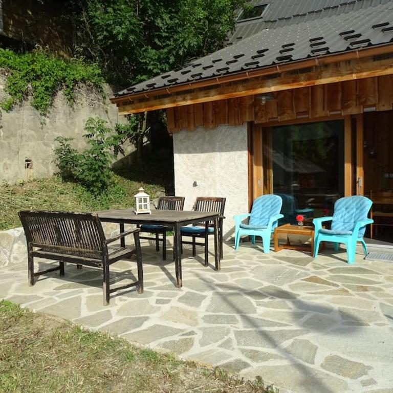 Apartment Belledonne 3 minutes from Alpe d Huez Grand Domaine via Oz en Oisans - Appartement - Vue sur Jardin - 14