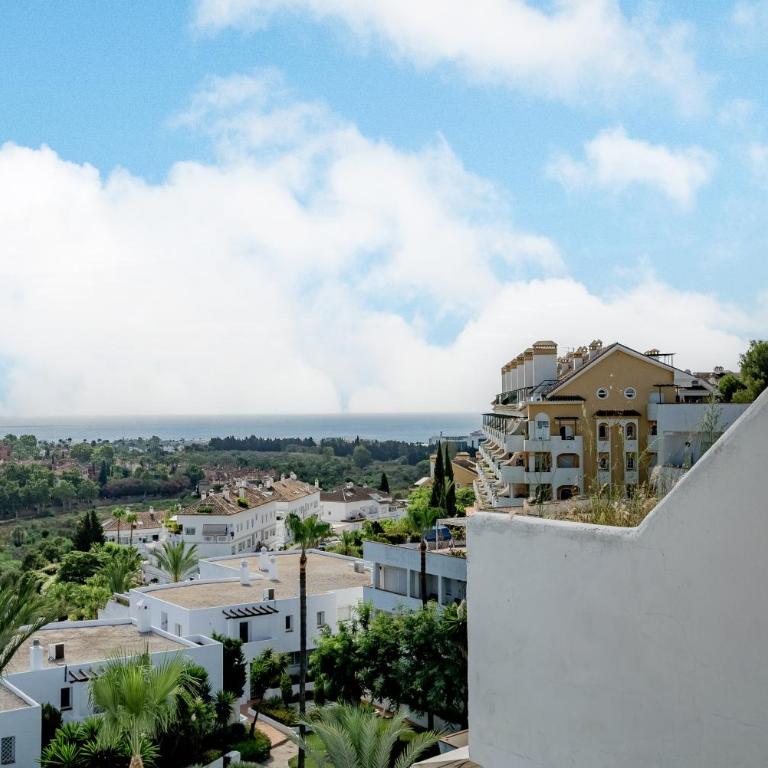 Puerto Banus Spacious Apartment in Jardines de Andalucia - Apartamento con balcón - 50