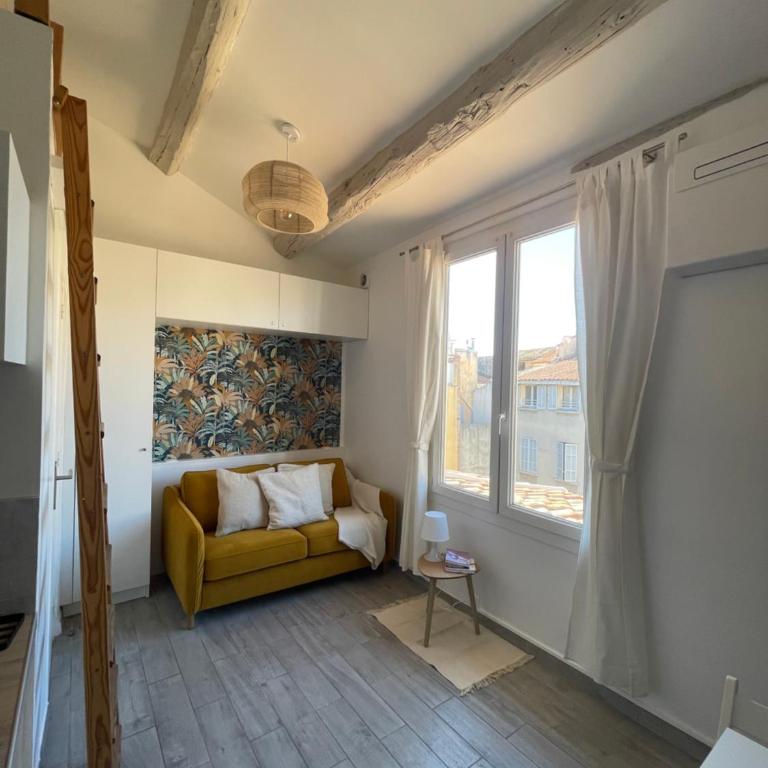 Beau studio au cœur d’Aix et du Cours Mirabeau - One-Bedroom Apartment - 2