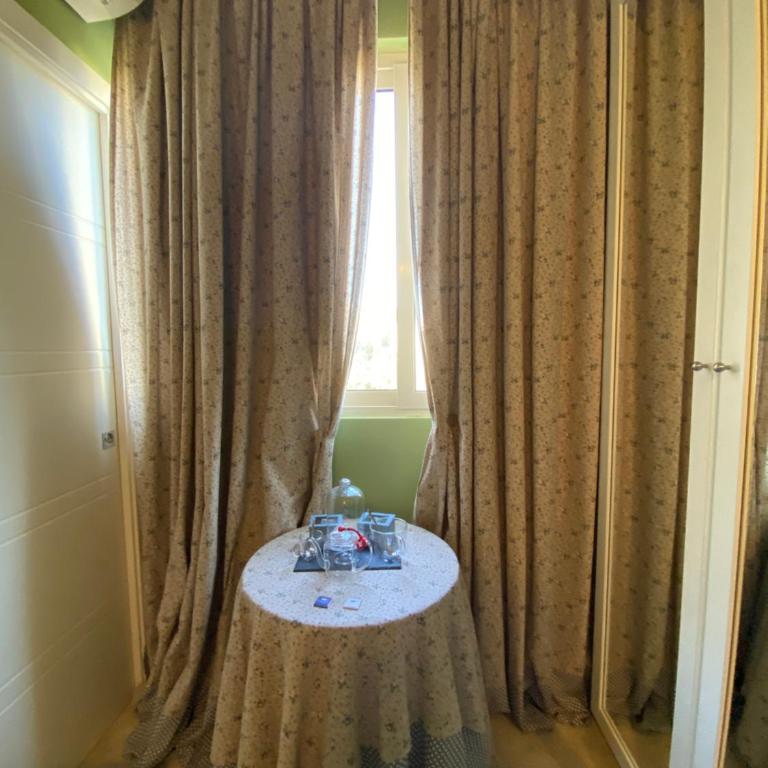 Maison de Famille - Standard Single Room - 21