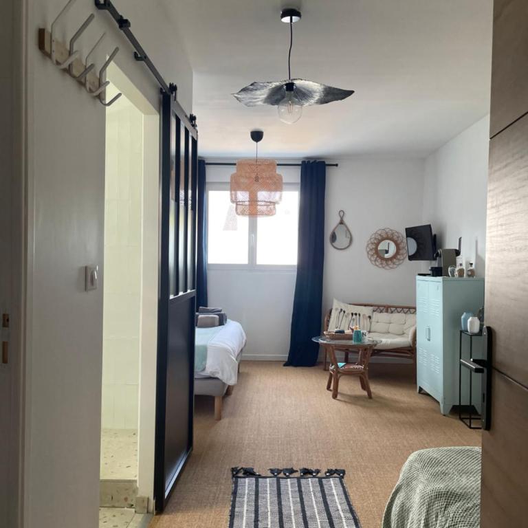 L'Annexe Amiens - Chambre Triple Confort avec Douche - 1