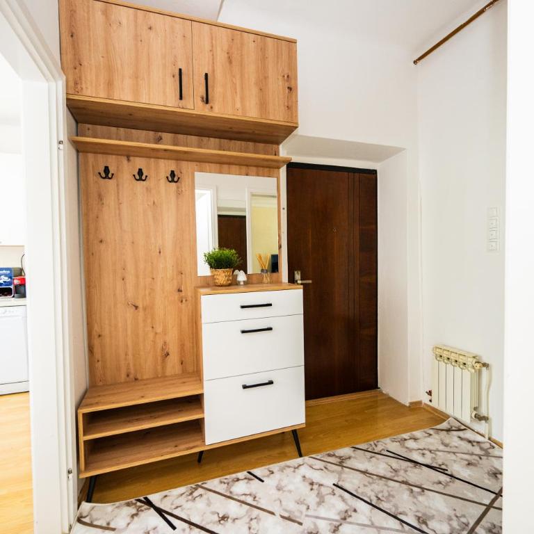 Cozy One-bedroom Apartment near City Center - One-Bedroom Apartment - 21