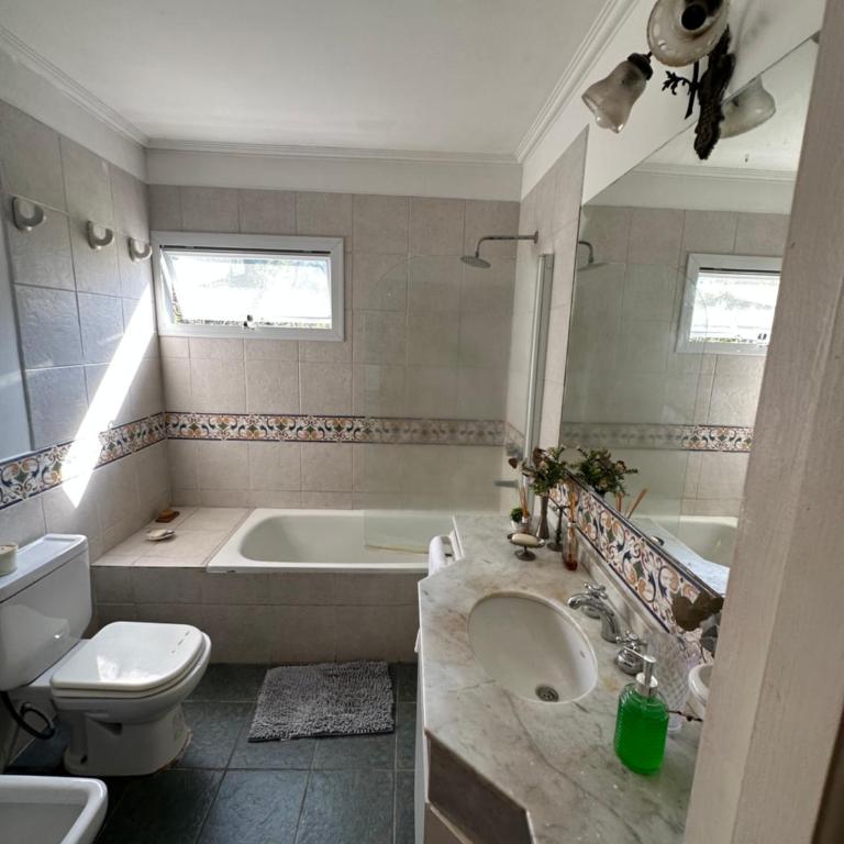 Alquiler temporario Yerba Buena - Country del Golf - Four-Bedroom House - 38