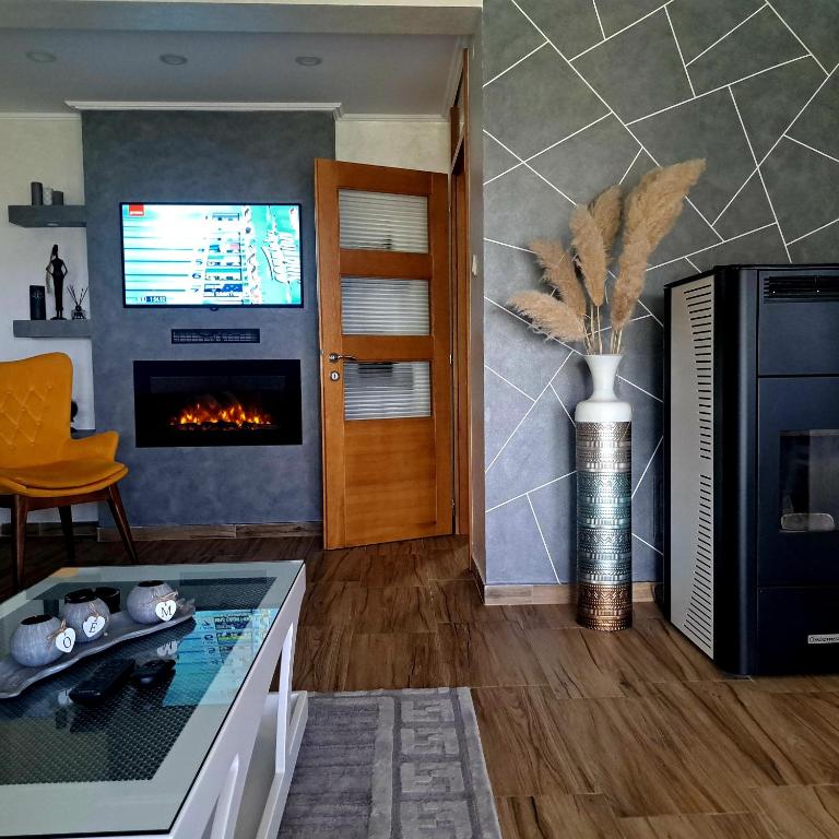 Vila Durmitor Nest Krstajic - Three-Bedroom House - 6