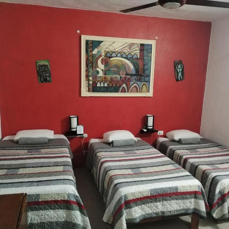 Hostel Casa Xtakay - Habitación Triple con baño privado - 1