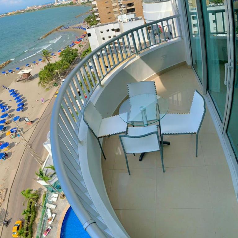 Apartamento aL-4 frente al mar piscina y Wifi - Apartamento - 2