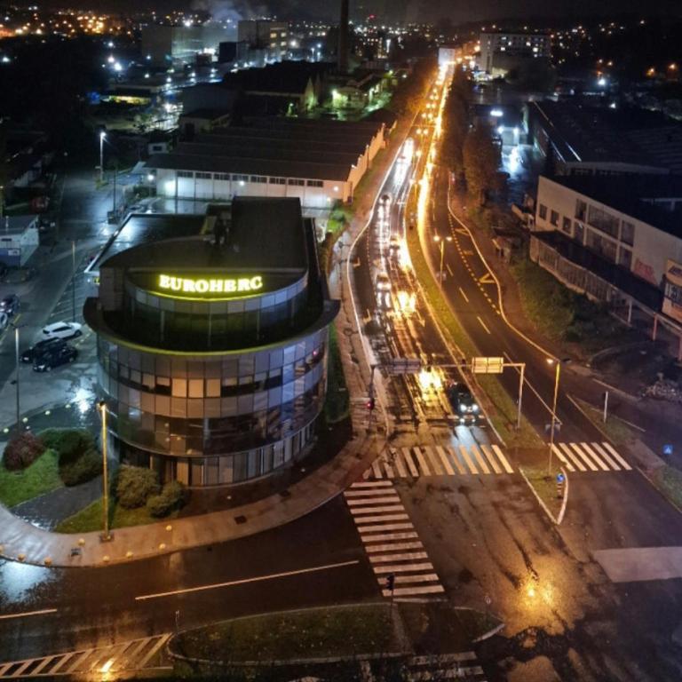 Luxury Apartment Tuzla - Apartman sa 2 Spavaće Sobe - 19