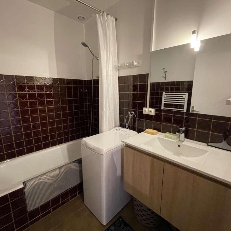 Maison spacieuse, 600m plage, 6 couchages, parking gratuit, jardin, terrasse, WiFi optionnel - FR-1-224C-210 - Vacation Home - 17