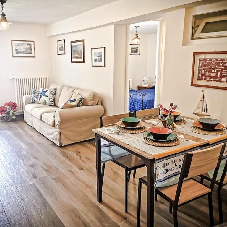 CASA VALENTINA-Appartamento in punto strategico con vista - Two-Bedroom Apartment - 8
