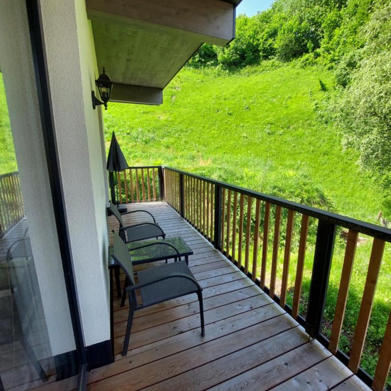 Boutique-Apartments Familie Jarosch Fieberbrunn "Freier Eintritt in das örtliche Hallenbad inklusive Saunalandschaft oder zum Badesee" - Apartment with Balcony - 7