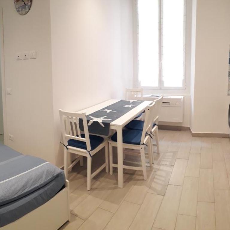 LAMBERTI Beach Apartment - 150 m from the sea - AC - WIFI - One-Bedroom Apartment - 3