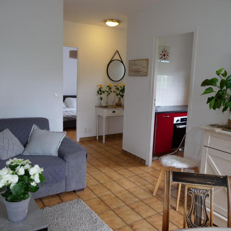 Chez Martine Appartement tout confort entièrement indépendant - Appartement 1 Chambre - 12