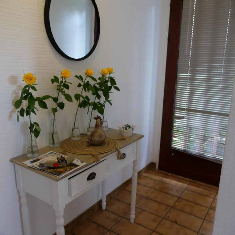 Chez Martine Appartement tout confort entièrement indépendant - Appartement 1 Chambre - 13