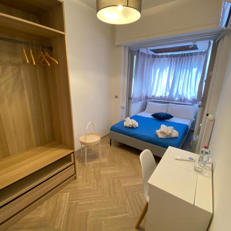 La Dimora dei Teatri, Luxury rooms - Family Room with Private Bathroom - 6