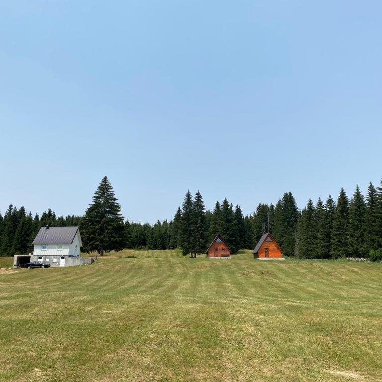 Kuća na Metaljci - Four-Bedroom House - 17