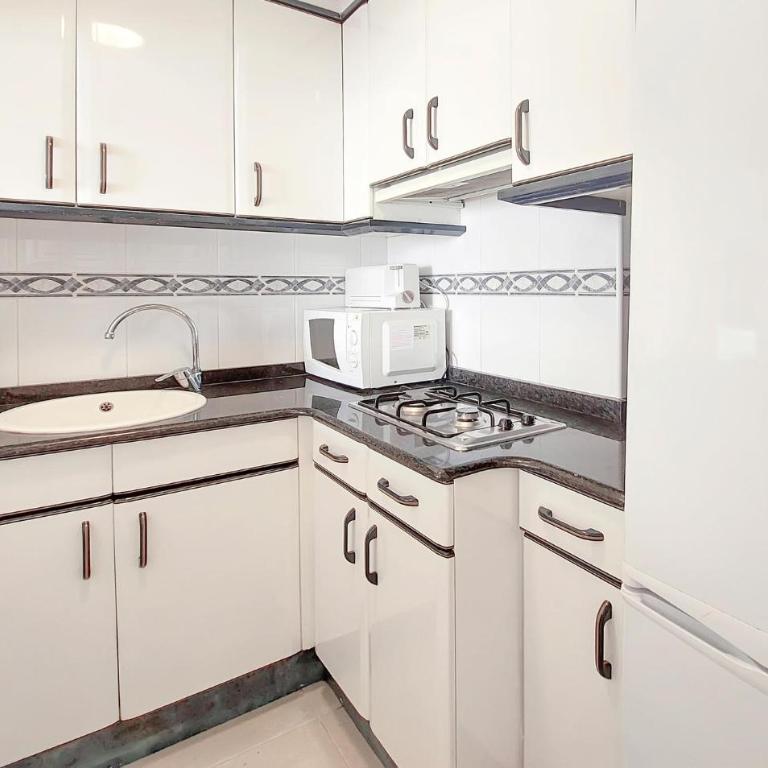 1 Bedroom Lovely Apartment In Cullera - One-Bedroom Apartment - 6