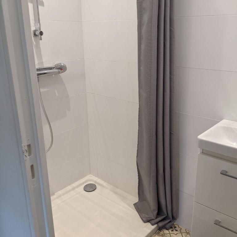 "Le coucher de soleil" appartement jusqu'à 4 personnes - Appartement 1 Chambre - 12