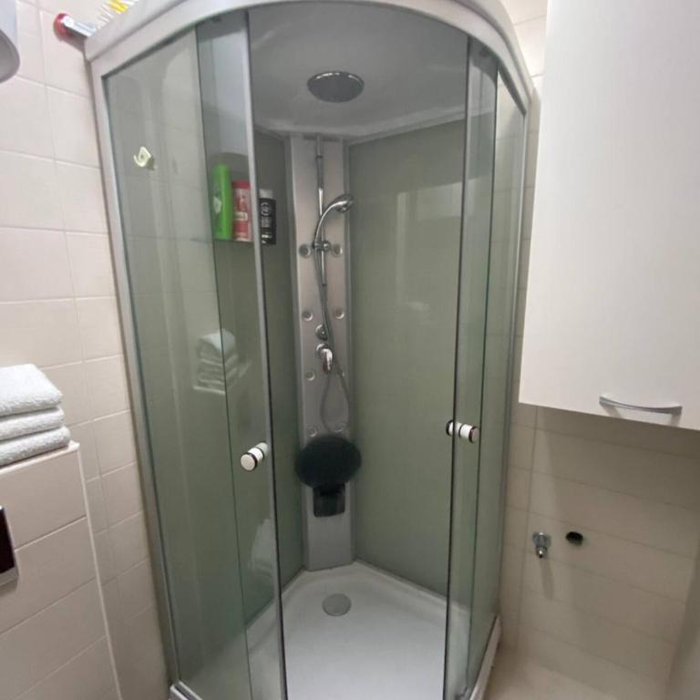 Vuk - One-Bedroom Apartment - 11