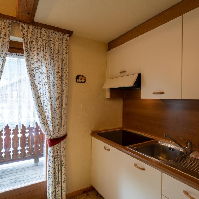 Residence L'Arcobi - One-Bedroom Apartment (4 Adults) - 9