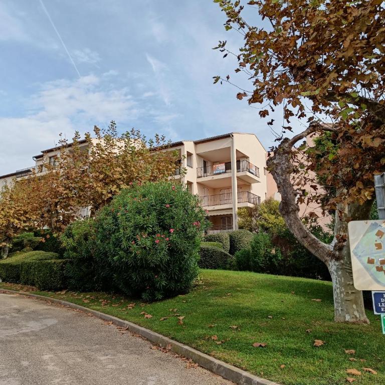 LES BALCONS - Apartamento de 2 dormitorios - 3