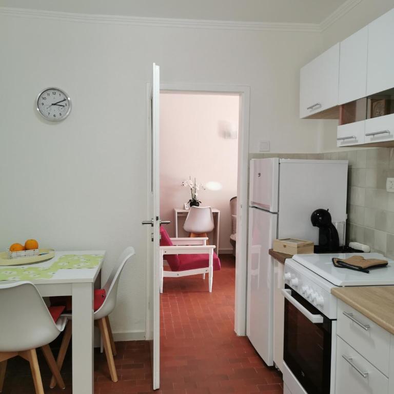 Trinity Apartment Seafront - Apartment with Sea View - 67